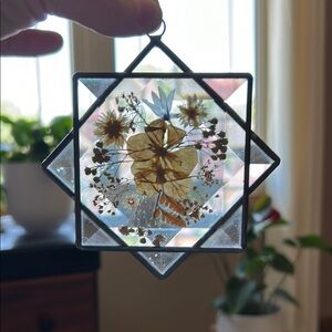 Dried Flowers Stained Glass Art Suncatcher